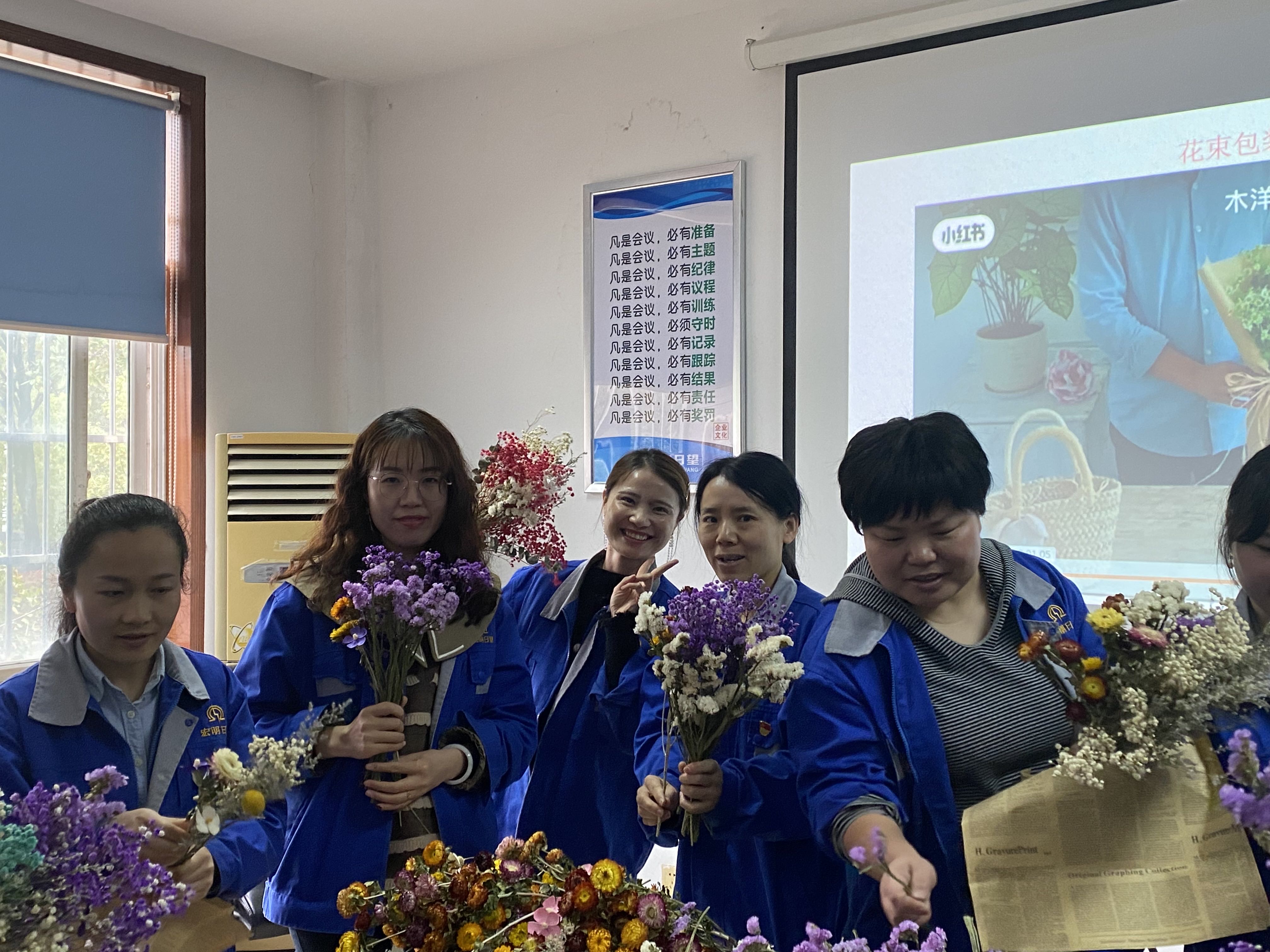 开云注册-开云(中国)
,宏明日望,株洲电子科技,湖南电容器,株洲电容器,电容器